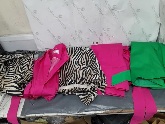 BOX OF APPROXIMATELY 10 ASSORTED PIECES OF CLOTHING IN VARIOUS STYLES, SIZES, AND BRANDS 