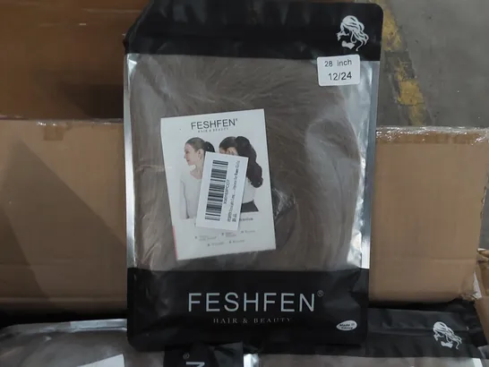 BOX CONTAINING APPROXIMATELY 40 FESHFEN PONYTAIL EXTENSIONS - LIGHT BROWN