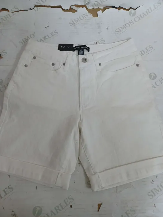 DKNY WHITE DENIM JEAN SHORTS - 4/8