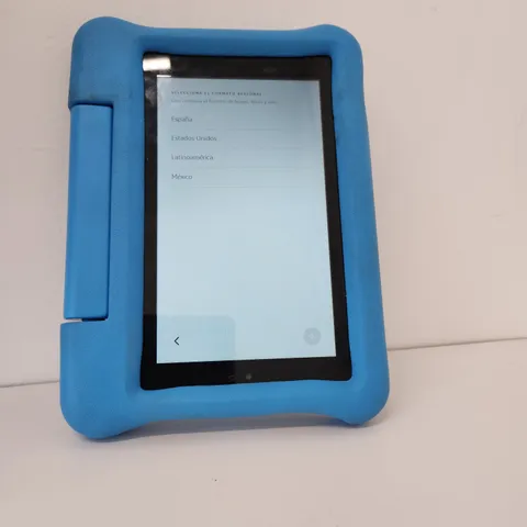 UNBOXED AMAZON FIRE TABLET MODEL M8S26G WITH BLUE KID SAFE COVER