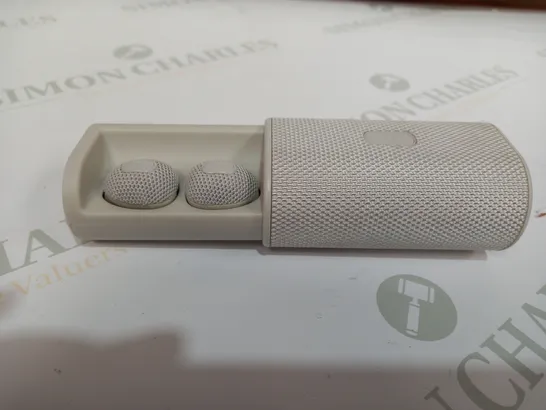 JQM ULTRA WIRELESS EARPHONES