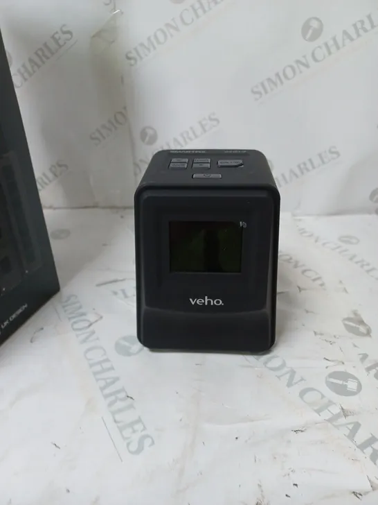 BOXED VEHO SMARTFIX SLIDE AND NEGATIVE SCANNER 