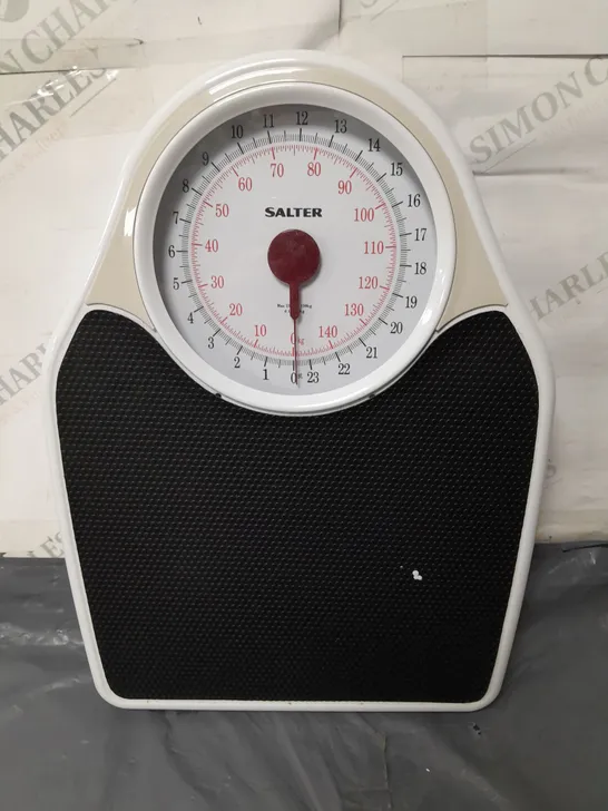 SALTER DOCTOR STYLE MECHANICAL SCALES