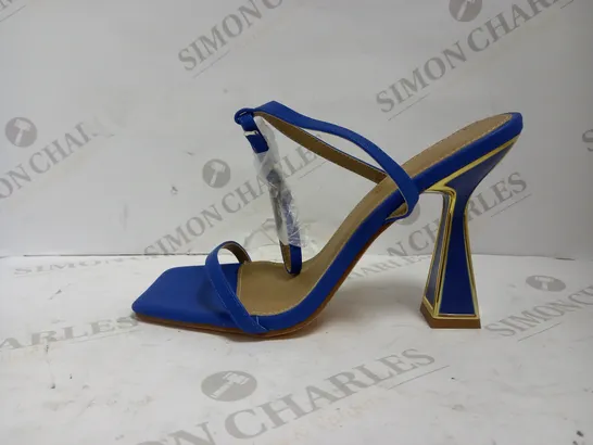 FASHION NOVA BLUE STRAPPY SQUARE HEELS SIZE 8.5