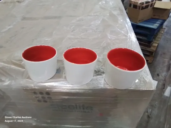 PALLET CONTAINING LARGE AMOUNT OF TILTED SIDE POTS/RAMEKINS (RED AND WHITE)