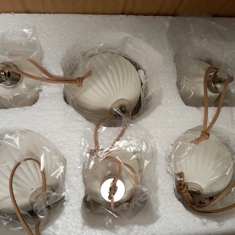 BOXED OUTLET KELLY HOPPEN SET OF 6 ROUND BAUBLES