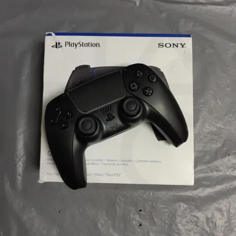 BOXED SONY PLAYSTATION 5 DUAL SENSE WIRELESS CONTROLLER IN BLACK