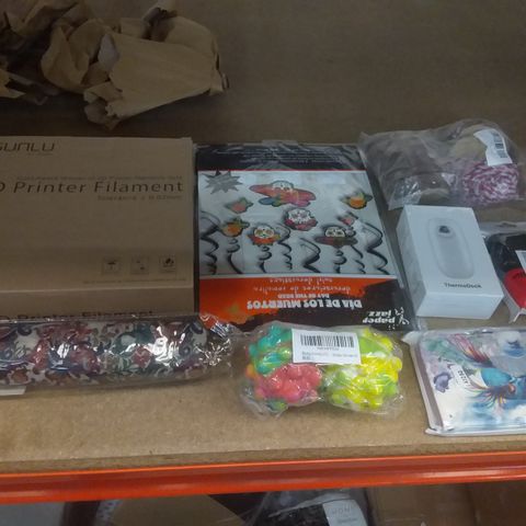 BOX OF ASSORTED HOMEWARE ITEMS TO INCLUDE PHONE CASES, DIARIES, 3D PRINTER FILAMENT ETC