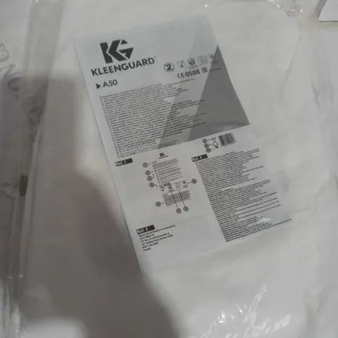 BRAND NEW KLEENGUARD BREATHABLE SPLASH & PARTICLE PROTECTION JACKET IN WHITE SIZE XL