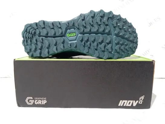 BOXED PAIR OF INOV PARKCLAW G 280 SHOES IN PINE/YELLOW UK SIZE 7