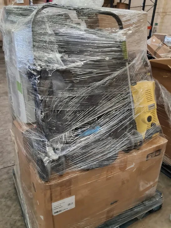 PALLET OF ASSORTED HOME APPLIANCES TO INCLUDE WIFI OIL RADIATORS,CERAMIC TOWER HEATER AND HOMEBASE 20L DEHUMIDIFIER 