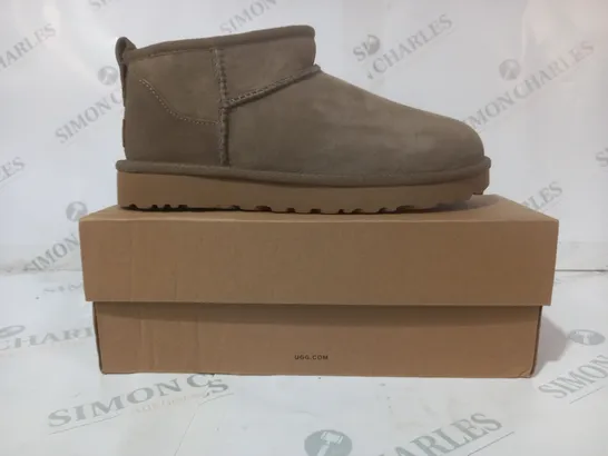 BOXED PAIR OF UGG CLASSIC ULTRA MINI SHOES IN TAUPE UK SIZE 5