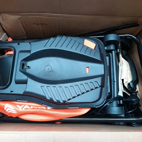 BOXED YARD FORCE ELECTRIC LAWNMOWER 