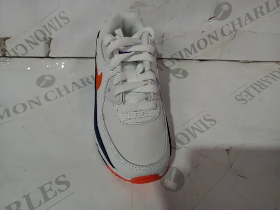 BOXED PAIR OF DESIGNER CHILDREN'S SHOES IN THE STYLE OF NIKE IN WHITE/ORANGE/BLUE UK SIZE 10.5