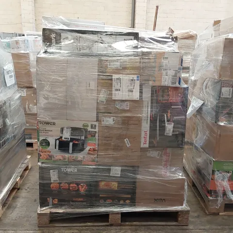 PALLET OF APPROXIMATELY 28 UNPROCESSED RAW RETURN HOUSEHOLD AND ELECTRICAL GOODS TO INCLUDE;