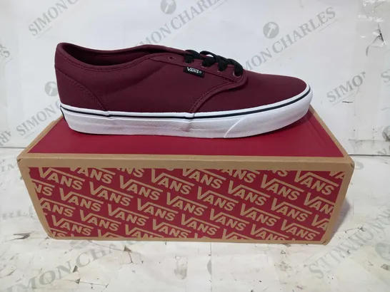 BOXED PAIR OF VANS ATWOOD CANVAS SHOES IN OXBLOOD/WHITE UK SIZE 10