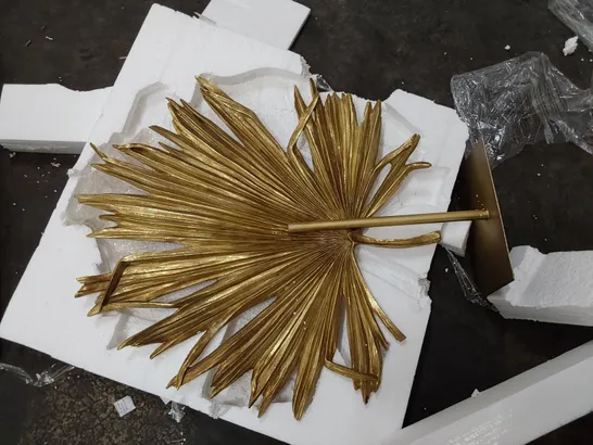 DESIGNER GOLDEN PALM LEAF DECORATION