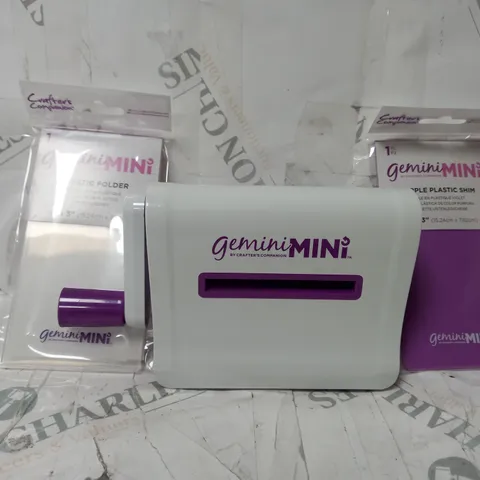 CRAFTERS COMPANION GEMINI MINI DIE CUTTING MACHINE AND ACCESSORIES