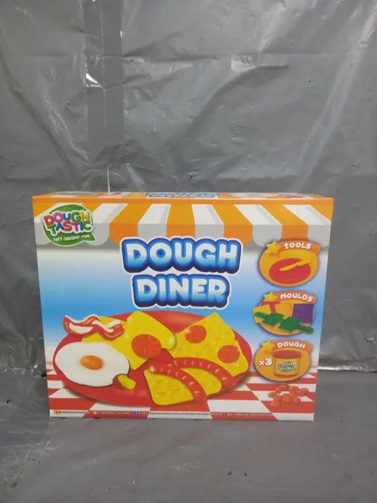 LOT OF 12 DOUGH DINER PLAY SETS