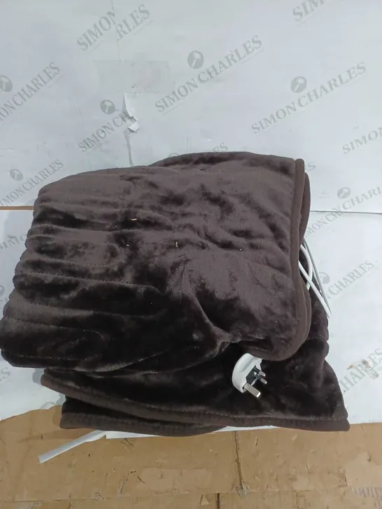 COZEE HOME HEATED THROW CHOCOLATE 