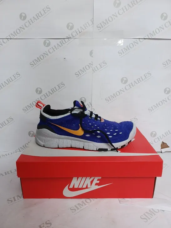 NIKE FREE RUN TRAIL IN BLUE - UK 9.5