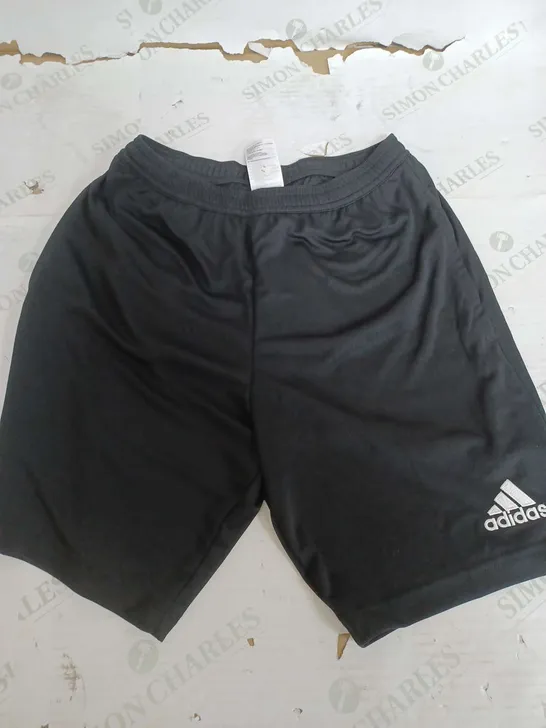 ADIDAS TRAINING SHORTS IN BLACK - UK S 