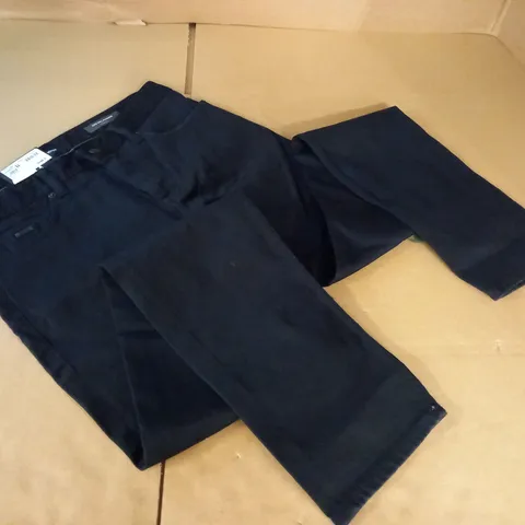 HUGO BOSS SLIM FIT BLACK DELAWARE JEANS - W30 L32