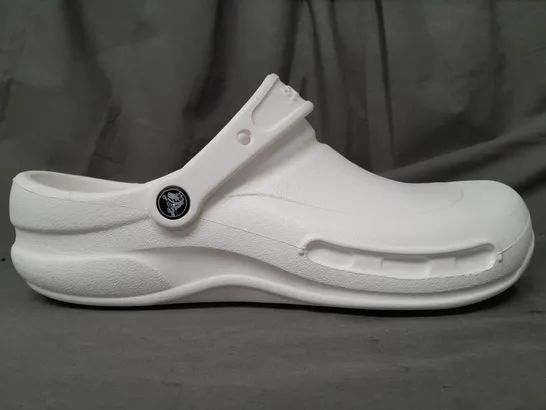 PAIR OF CROCS BISTRO CLOGS IN WHITE UK SIZE M10/W11