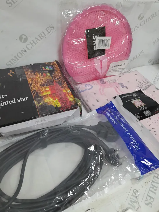 BOX OF APPROX 10 ASSORTED ITEMS TO INCLUDE - LED STARS, DUVET SET, FLAME RETARDANT MATERIAL ETC