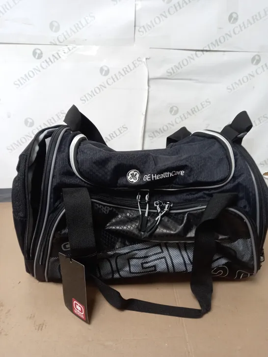 OGIO BLACK/SILVER DUFFEL BAG 