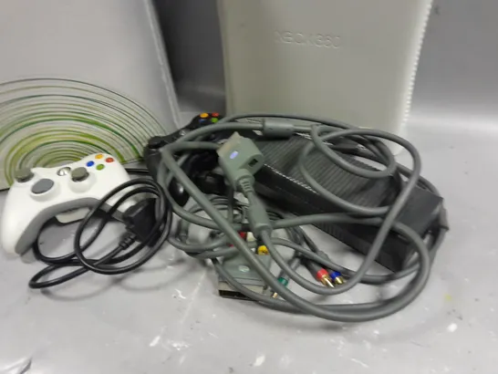 BOXED XBOX 360 CONSOLE WITH CABLES, POWER LEAD AND CONTROL