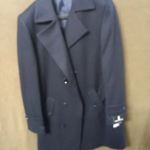 BRAND NEW MOSES KUSHNER 100% WOOL BUTTON FRONT JACKET WITH POCKET DETAIL AND BELT IN DARK BLUE - L