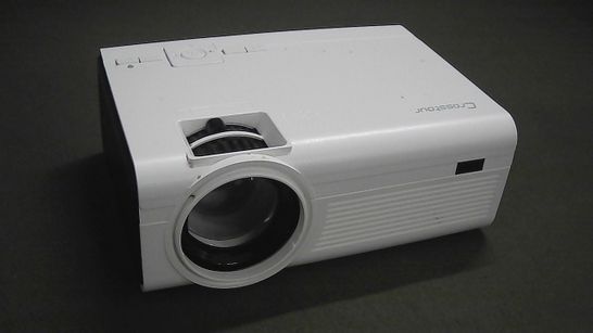 UNBOXED CROSSTOUR VIDEO-PROJECTOR P600