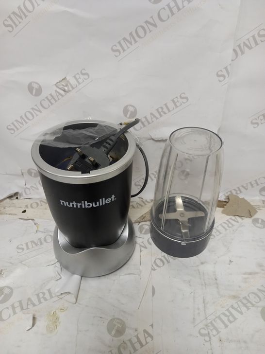 NUTRIBULLET 600 SERIES BLENDER 