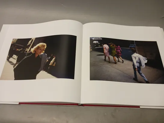 WINOGRAND COLOR PHOTOGRAPHY BOOK