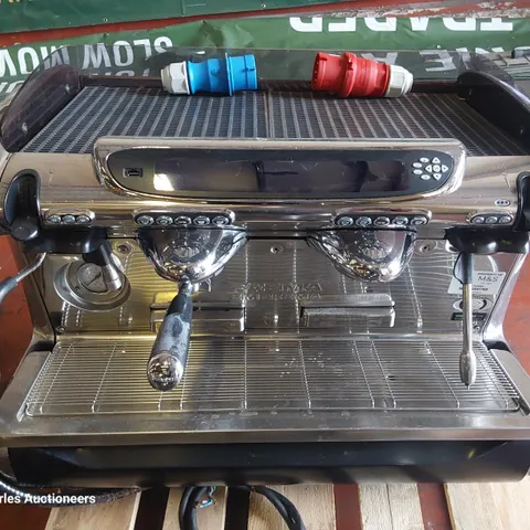 TRADITIONAL FAEMA EMBLEMA COFFEE MACHINE