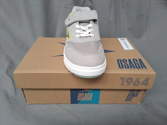 BOXED PAIR OF OSAGA SHOES IN GREY/GREEN EU SIZE 34