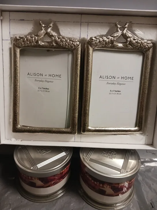 CAGE OF APPROX 10 ASSORTED ITEMS TO INCLUDE - ALISON AT HOME FRAMES - SWEATER WEATHER CANDLES  - COLLECTION ONLY