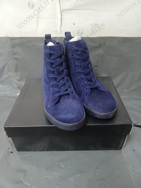 vionic suede ankle boots blue size 7