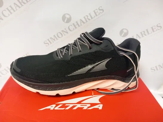 BOXED ALTRA W RIVERA 2 SIZE 8