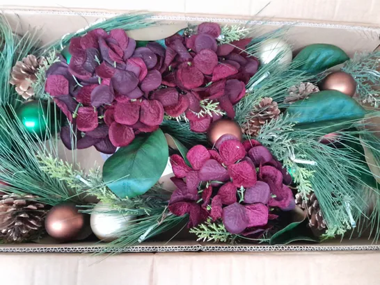 BOXED UNBRANDED DECORATIVE GARLAND