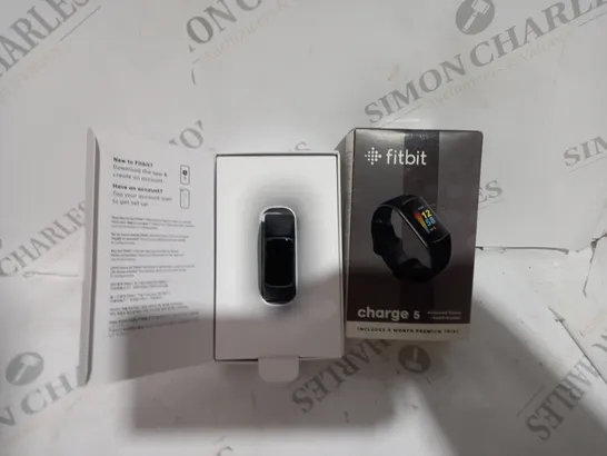 FITBIT - CHARGE 5 - ADVANCED FITNESS AND HEALTH TRACKER - BLACK