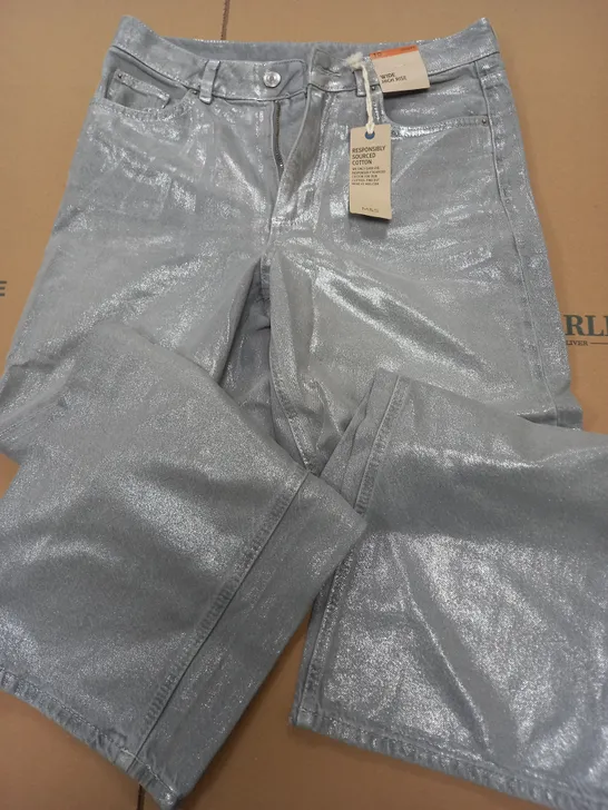 M&S WIDE HIGH RISE JEANS IN SILVER - 10 SHORT