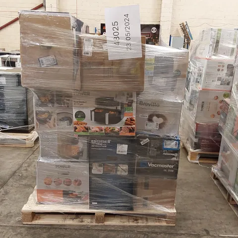 PALLET OF APPROXIMATELY 22 UNPROCESSED RAW RETURN HOUSEHOLD AND ELECTRICAL GOODS TO INCLUDE;