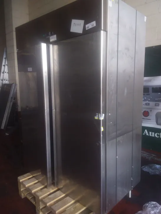 LARGE DOUBLE DISPLAY FRIDGE 