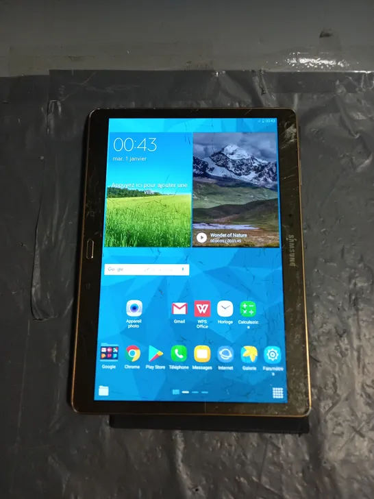 SAMSUNG GALAXY TAB S SM-T805 IN GOLD