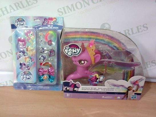 LOT OF 2 ASSORTED MY LITTLE PONY ITEMS TO INCLUDE TWILIGHT SPARKLE AND A HAIR SET