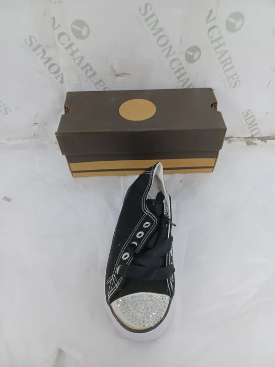 APPROXIMATELY 20 PAIRS OF BOXED DESIGNER JEWELLED BLACK TRAINER IN VARIOUS SIZES