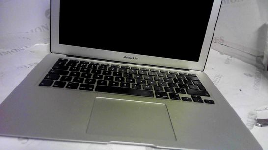 SILVER APPLE MACBOOK AIRCORE I5 128GB