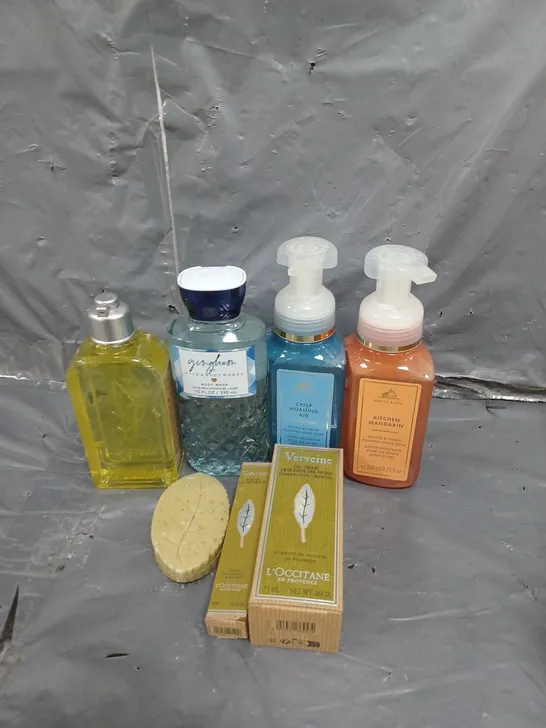 LARGE BOX OF ASSORTED ITEMS TO INCLUDE BODY WASHES, HAND CREAMS AND HAND SOAPS